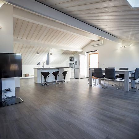 Sherlock Loft By Connexion Cannes Exterior foto